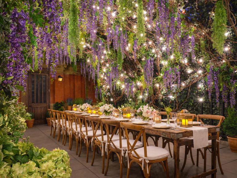 Jet-Set to The Beekman Image